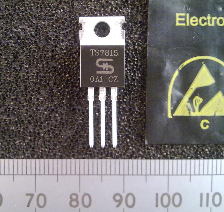 Linear Voltage Regulator IC Three Terminal TO-220 Negative And Positive