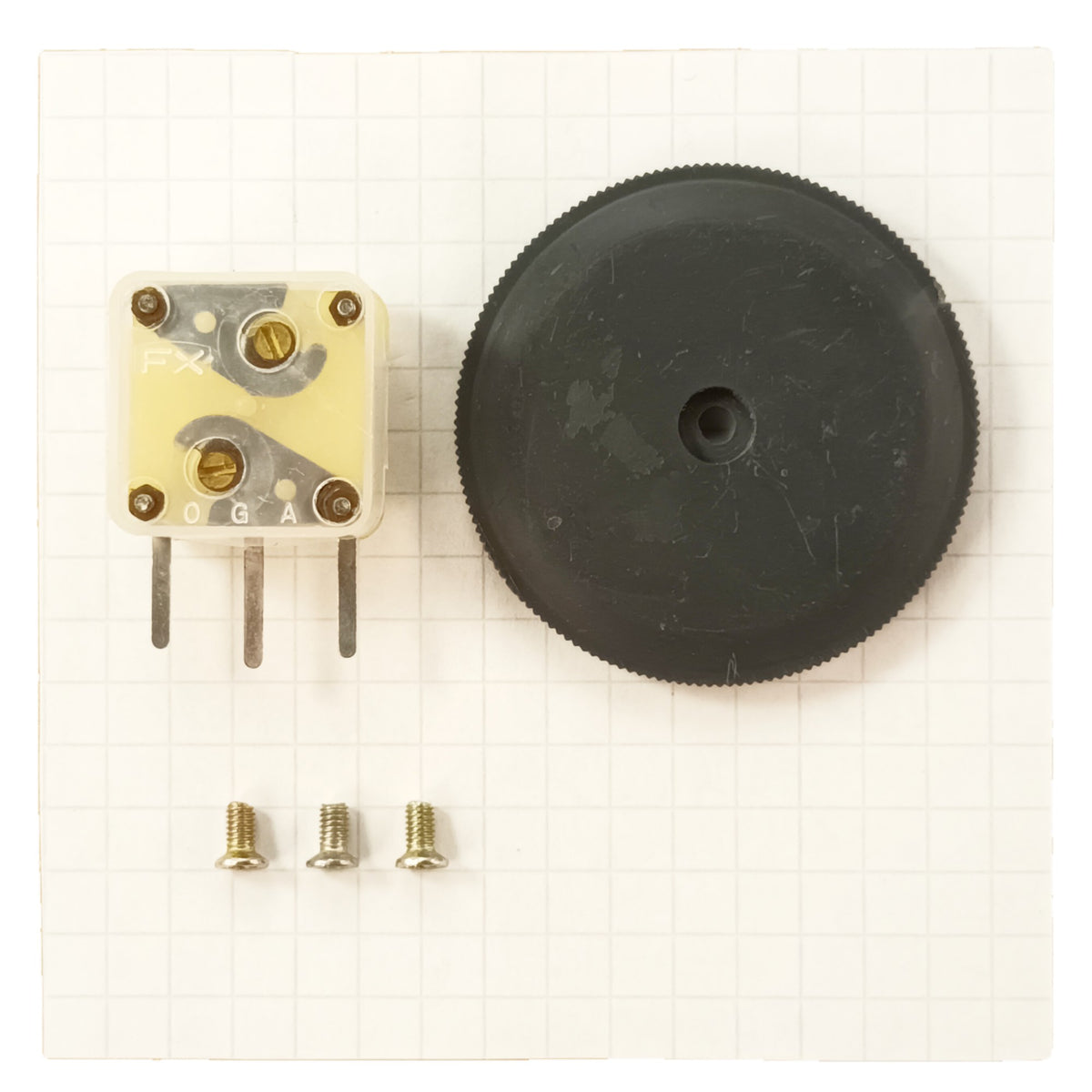 Variable Tuning Capacitor Dual 2 Section 60 140pF Thumbwheel Knob & Screws