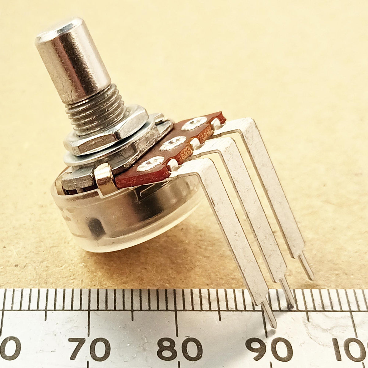 Potentiometer Equalizer Tone Vertical 6.35mm 0.25 Inch Round W VR63L