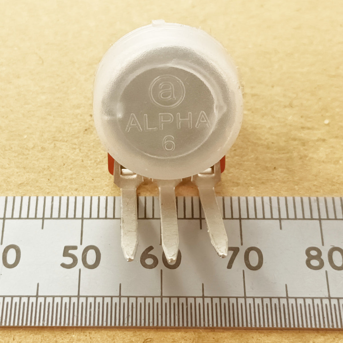 Vertical Potentiometer PCB Long Pin Splined Shaft 16mm Linear B VT18L