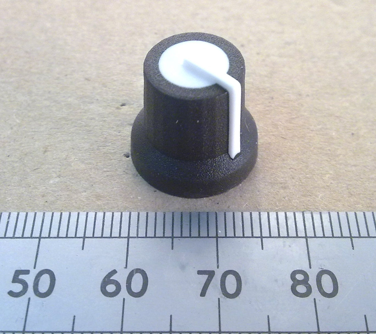 Volume Control Mixer Knobs for 6mm D-Shaft With Colored Pointer And Top