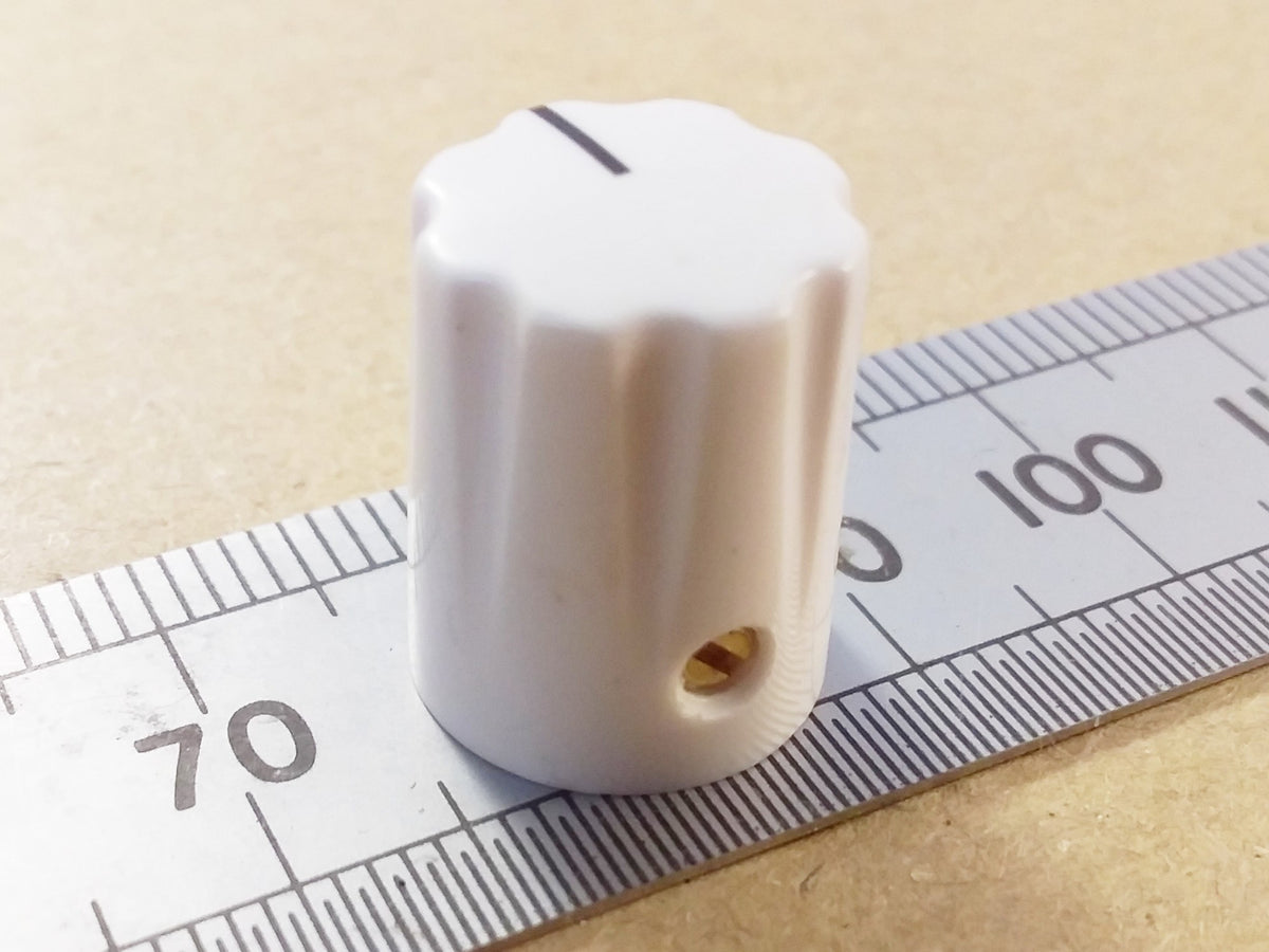 Control Knob For Quarter Inch Round or 6mm Splined Shafts 13mm 1900h